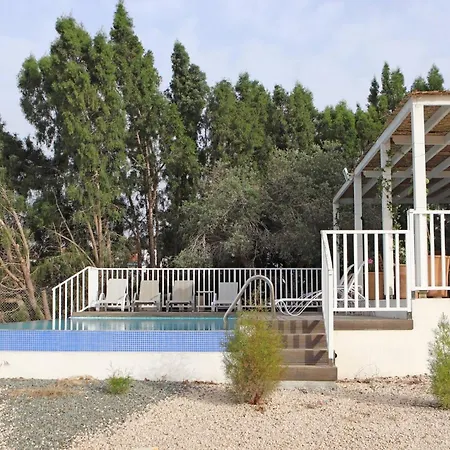 Modern 4-bedroom With A Private Pool Villa
