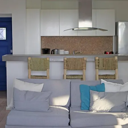 Modern 4-bedroom With A Private Pool Villa Paralimni