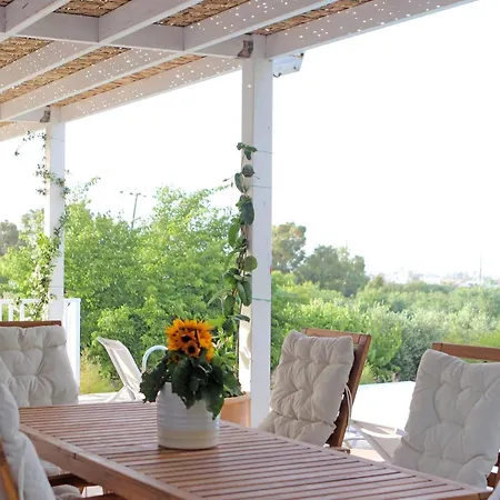 Modern 4-bedroom With A Private Pool * Paralimni